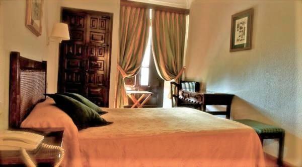 Hotel Monasterio De Piedra Nuévalos Esterno foto